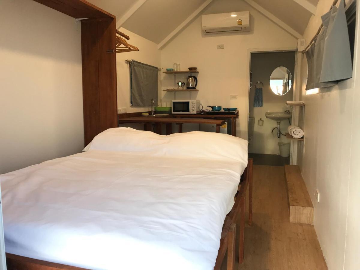 Walden Koh Lanta - Tiny Homes By The Sea Esterno foto