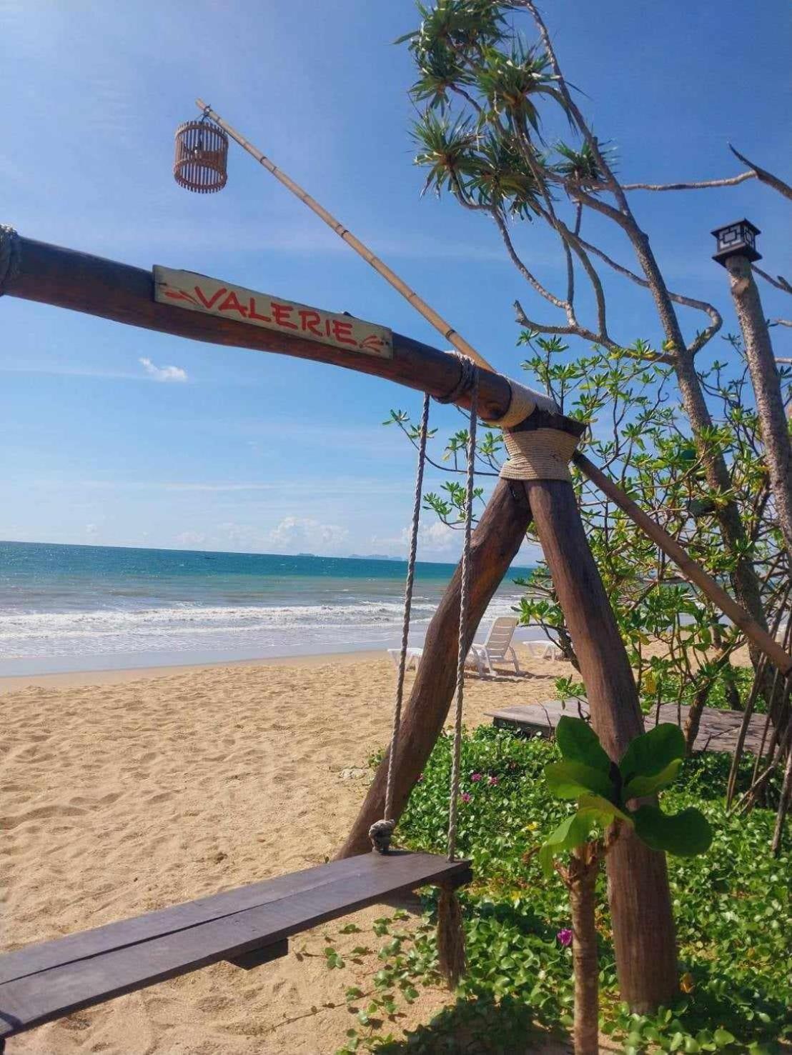 Walden Koh Lanta - Tiny Homes By The Sea Esterno foto